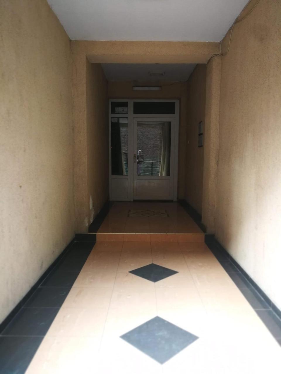 Brick Apartment On Macedonia Pedestrian Street Skopje Ngoại thất bức ảnh